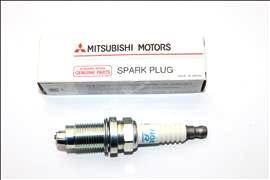 Mitsubishi MD372421 - Bujii directpiese.ro